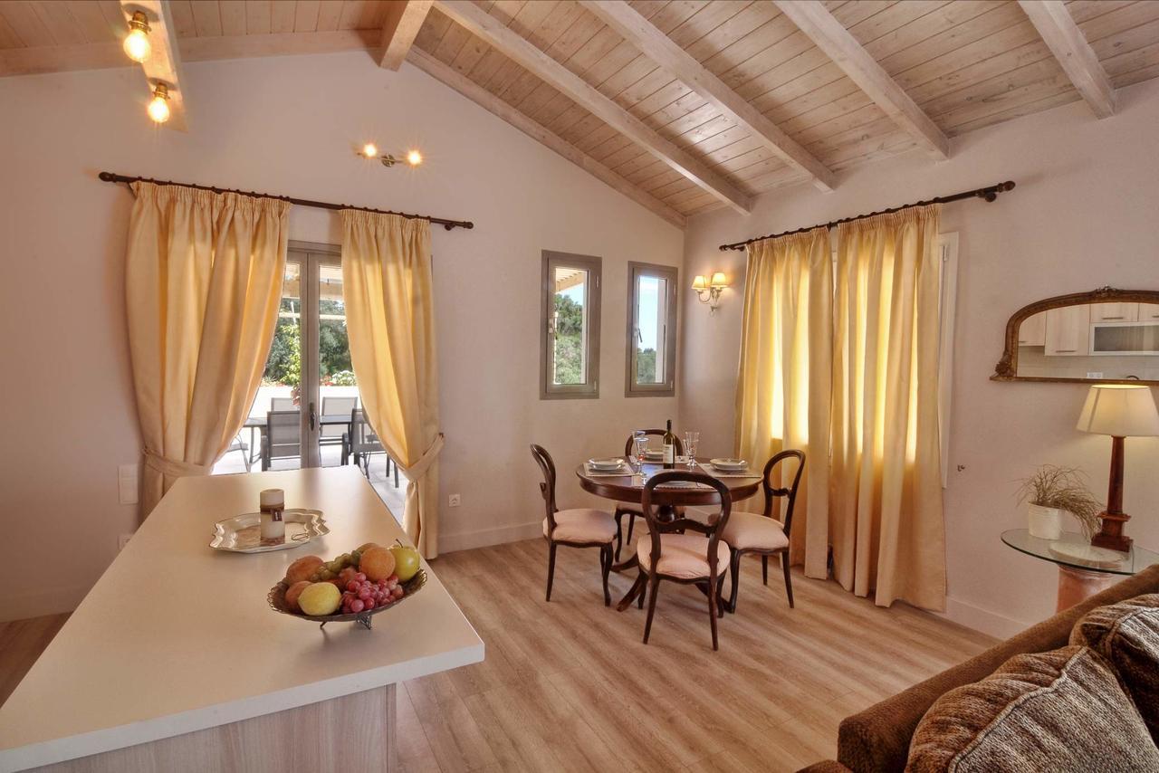 Veroniki Penthouse Deluxe Apartment Agios Ioannis Peristerion Buitenkant foto